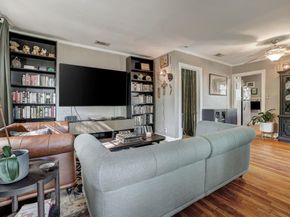 809 E 44th ST, Austin TX 78751