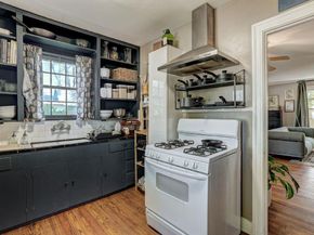 809 E 44th ST, Austin TX 78751