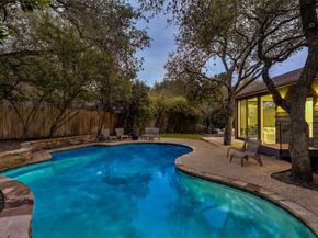 5801 Valley CIR, Austin TX 78731