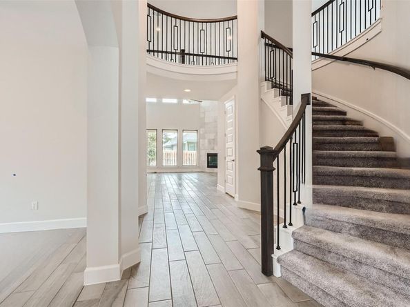 941 Rabbit Brush RD, Leander TX 78641