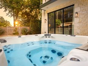 2309 S 4th ST, Austin TX 78704