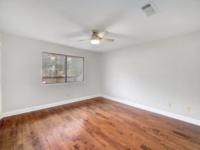 7211 Lakewood DR G124, Austin TX 78750