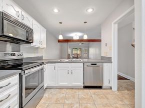 7211 Lakewood DR G124, Austin TX 78750