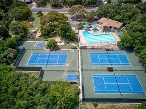7211 Lakewood DR G124, Austin TX 78750