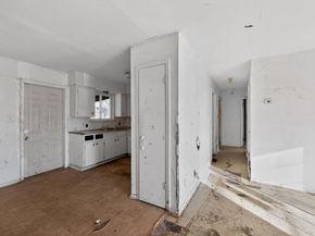 1705 Cherry Meadow CIR, Austin TX 78745