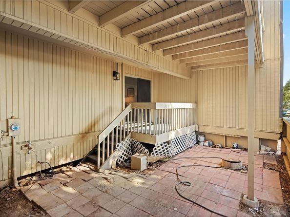 559 Demarett DR, Point Venture TX 78645