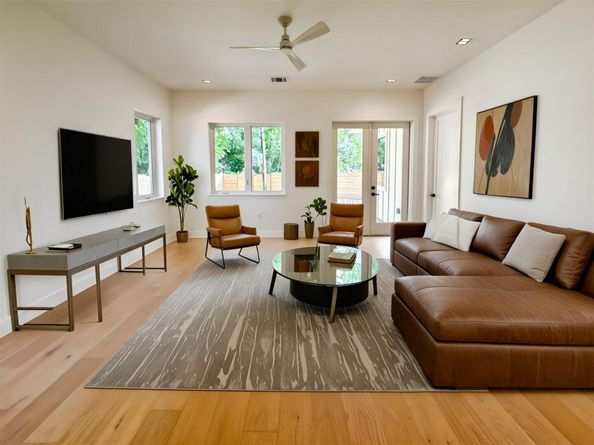 3614 Abbate CIR A, Austin TX 78721