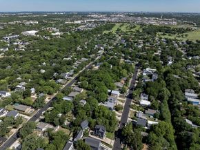 1210 Luna ST 2, Austin TX 78721