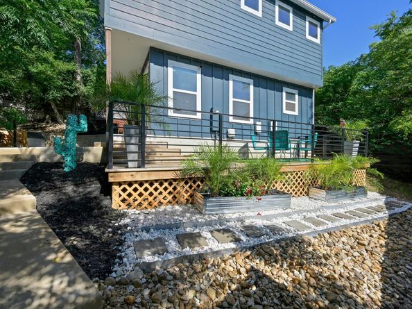 1210 Luna ST 2, Austin TX 78721
