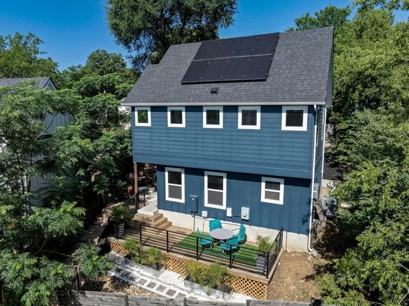 1210 Luna ST 2, Austin TX 78721