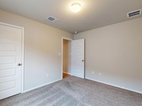 19913 Schatz WAY, Manor TX 78653