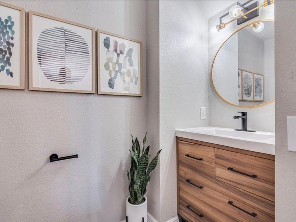 7529 Cats Eye LN, Austin TX 78747