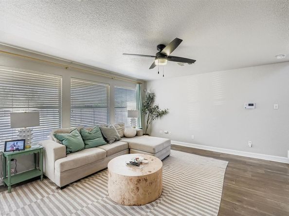 1505 Tea Leaf DR, Pflugerville TX 78660