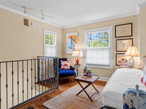 1704 W 34th ST, Austin TX 78703