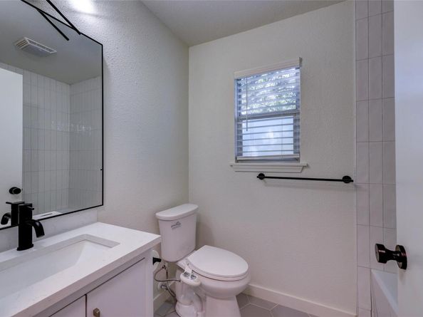 5005 Acorn Grove CT, Austin TX 78744