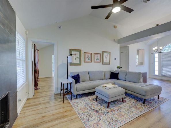 5005 Acorn Grove CT, Austin TX 78744