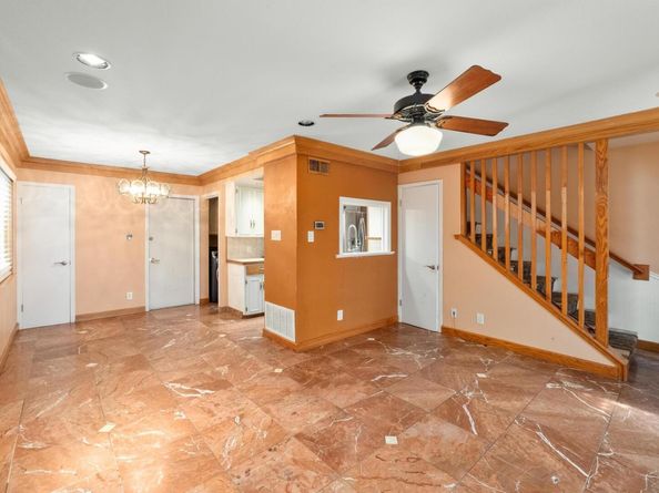 2212 Del Curto RD, Austin TX 78704