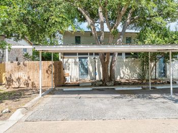 2212 Del Curto RD