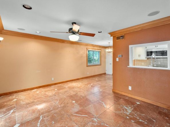 2212 Del Curto RD, Austin TX 78704