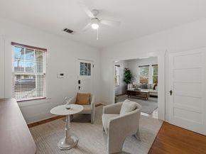 306 W 44th ST A, Austin TX 78751