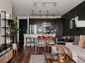 1900 Barton Springs RD 3028, Austin TX 78704