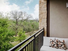 1900 Barton Springs RD 3028, Austin TX 78704