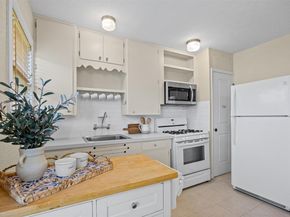 2403 S 2nd ST, Austin TX 78704
