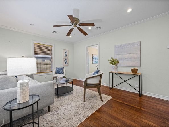 2403 S 2nd ST, Austin TX 78704