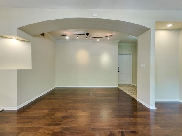 9525 N Capital Of Texas Highway 414, Austin TX 78759