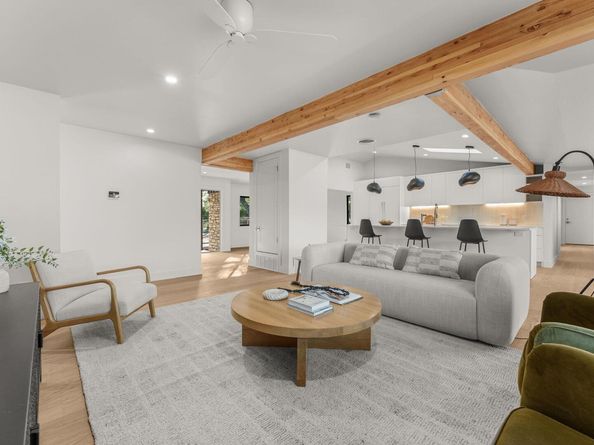 8717 South View RD, Austin TX 78737