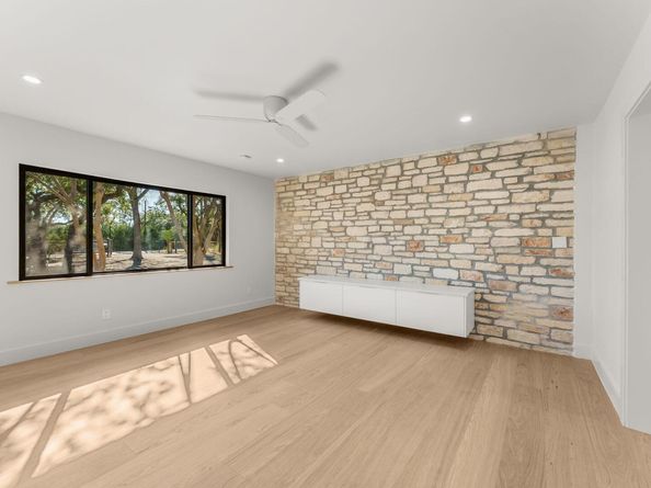 8717 South View RD, Austin TX 78737