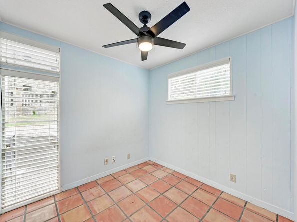 8130 Joy Rd, Volente TX 78641