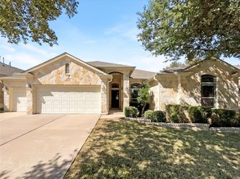 1517 Silver Oak TRL