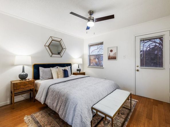 5608 Cougar DR 220, Austin TX 78745