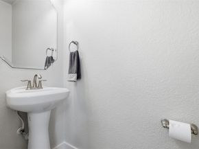 2101 Rivers Edge WAY 22, Austin TX 78741