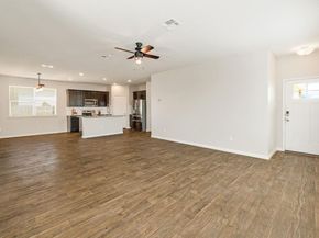 134 Lullaby DR, Georgetown TX 78626