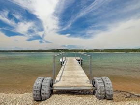 18803 Hogan CIR 14, Point Venture TX 78645