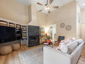 2206 Newfield LN, Austin TX 78703