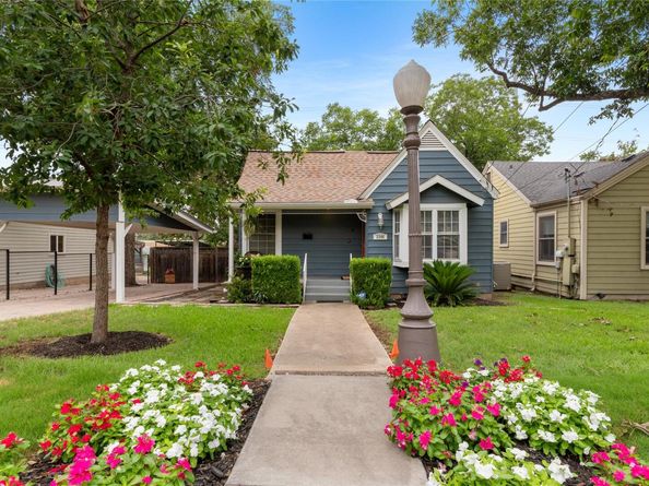 2206 Newfield LN, Austin TX 78703