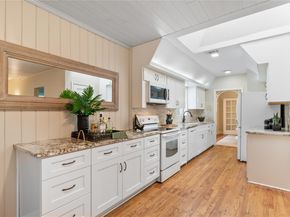 2206 Newfield LN, Austin TX 78703