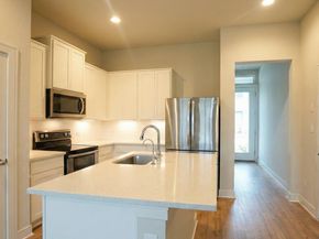 17301 Emperador DR 29, Round Rock TX 78664
