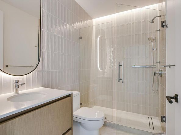 610 Davis ST 4304, Austin TX 78701