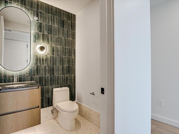 610 Davis ST 4304, Austin TX 78701