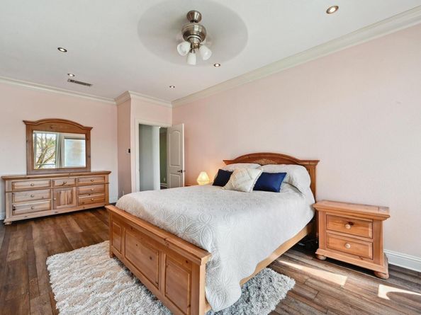 1707 Spyglass DR 74, Austin TX 78746