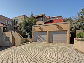 1707 Spyglass DR 74, Austin TX 78746