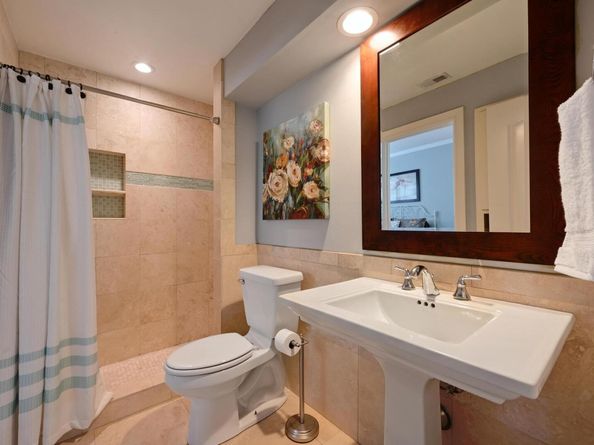 1707 Spyglass DR 74, Austin TX 78746