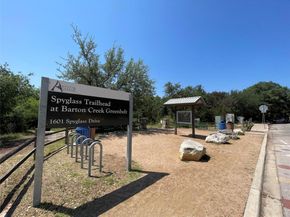 1707 Spyglass DR 74, Austin TX 78746