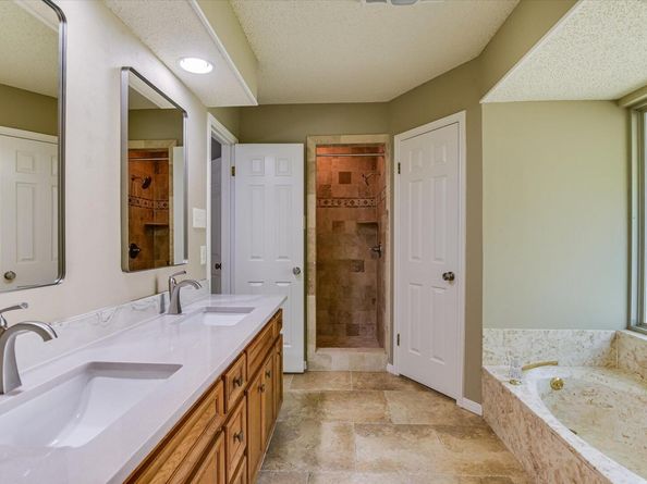 9404 Topridge DR, Austin TX 78750