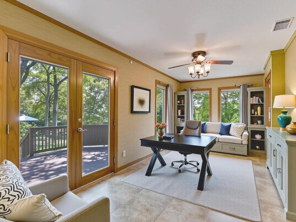 9404 Topridge DR, Austin TX 78750