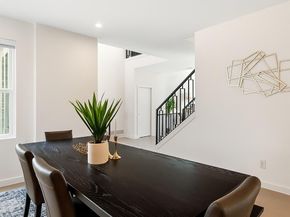 1 Sparrowglen LN, The Hills TX 78738